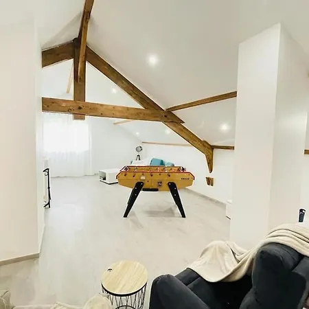 Superbe Avec Salle De Jeux *